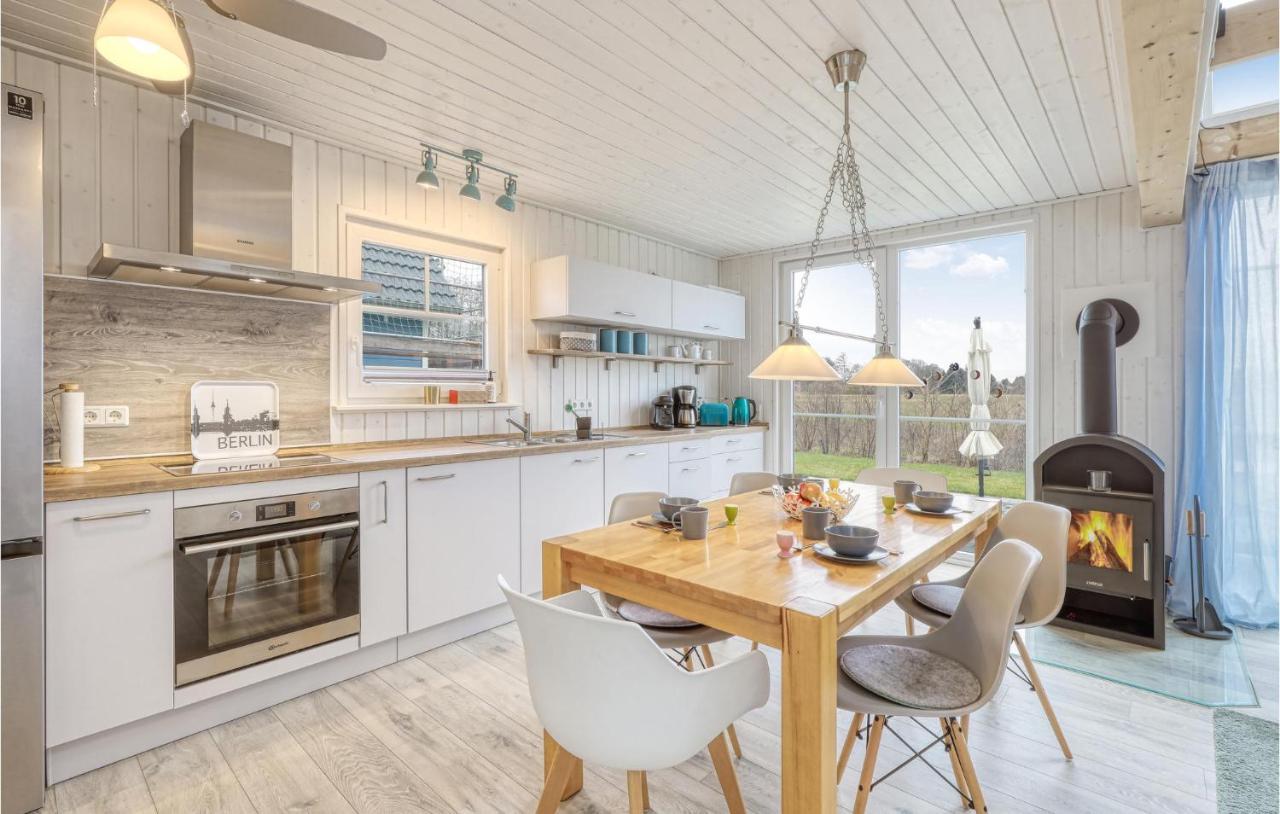 2 Bedroom Beautiful Home In Zerpenschleuse Eksteriør bilde